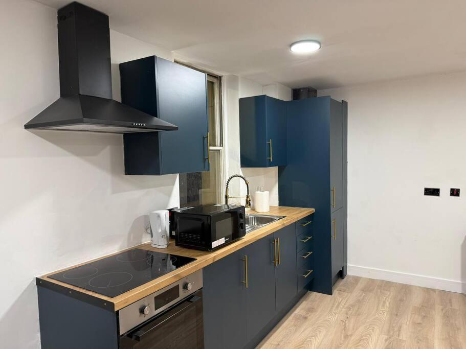 Modern 1 Bedroom - 5 Min Walk From Princess Street Eb1 EDI Buitenkant foto